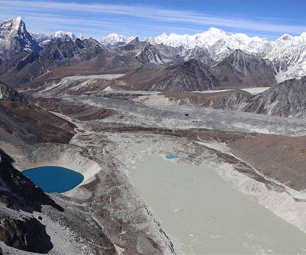 Climate change thinning glaciers, increasing oxygen levels at Mount Everest