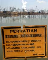 Indonesia To Use Concrete Balls To Plug Mud Volcano
