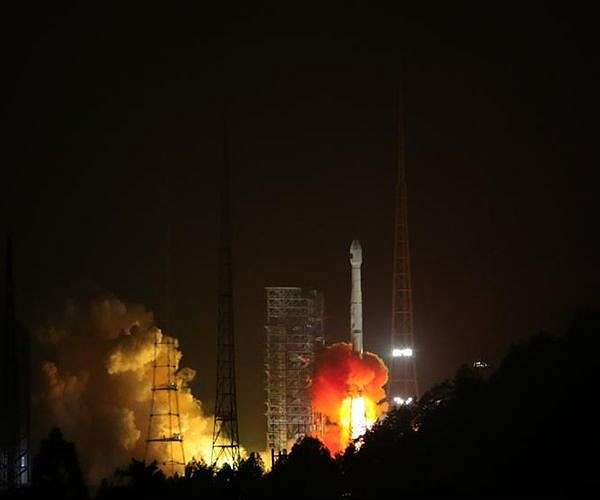 China launches new mobile telecommunication satellite