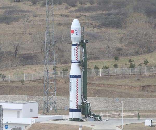 Long March-6 launches nine commercial satellites