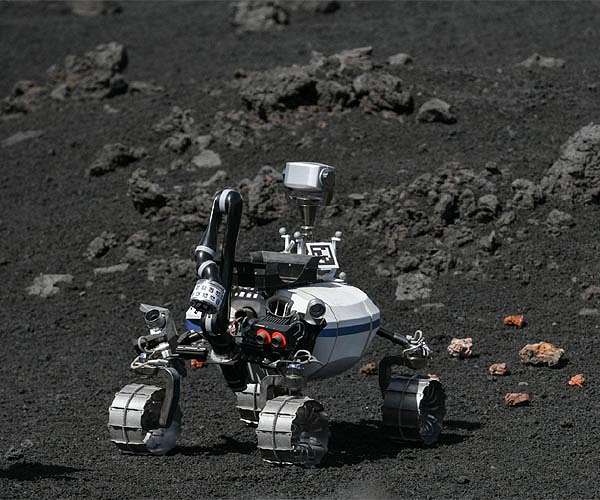 Robotics team practises lunar exploration on Mount Etna