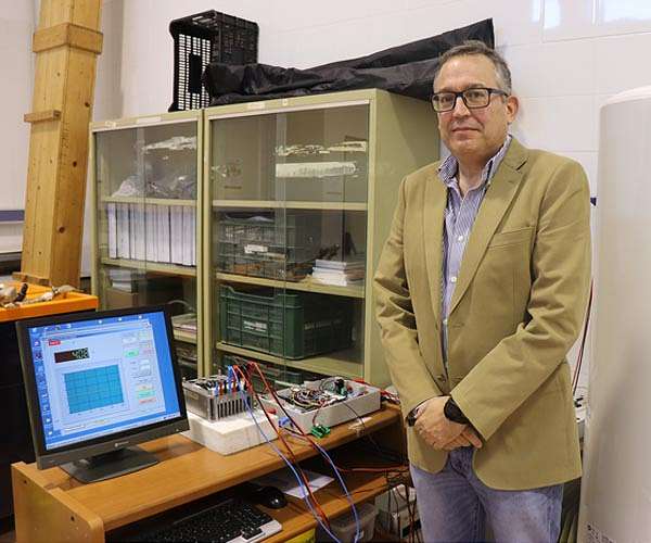 Photovoltaic solar heating system uses 95% of energy available to heat water