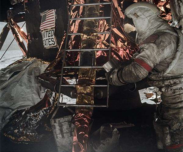 NASA Space Tech Prepares for Lunar Exploration with Innovative Dust Mitigation Technologies