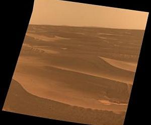 Opportunity Looks Southwest To Bopolu Crater Rim