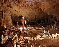 French cave sheds new light on the Neanderthals