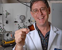 New Membrane Strips Carbon Dioxide From Natural Gas Faster And Better