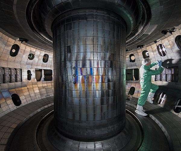 MIT spinout Commonwealth Fusion Systems unveils plans for the world's first fusion power plant