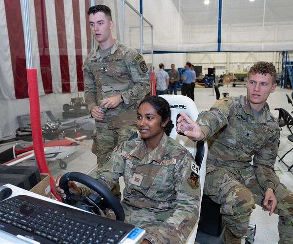 Military students innovate technology solutions for US Special Operations Command