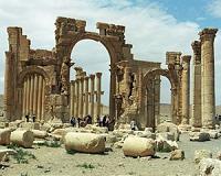 IS retakes Palmyra after Syria army withdrawal
