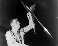 How a NASA Engineer Created the Modern Airplane Wing