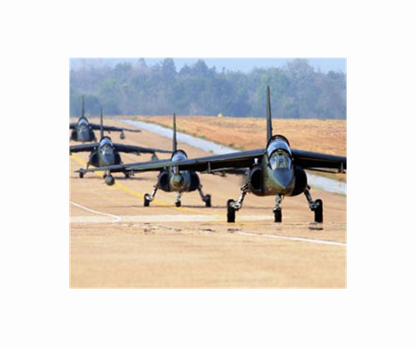 Nigeria receives six warplanes from US to fight insurgency
