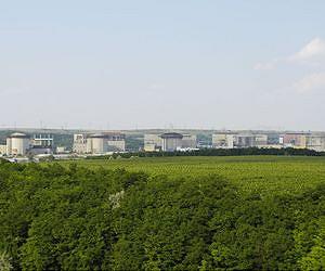 Romania to sell stake in nuclear plant operator