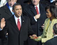 History as Obama sworn in as first black president