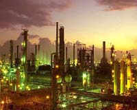 Oil prices leave December gate steady