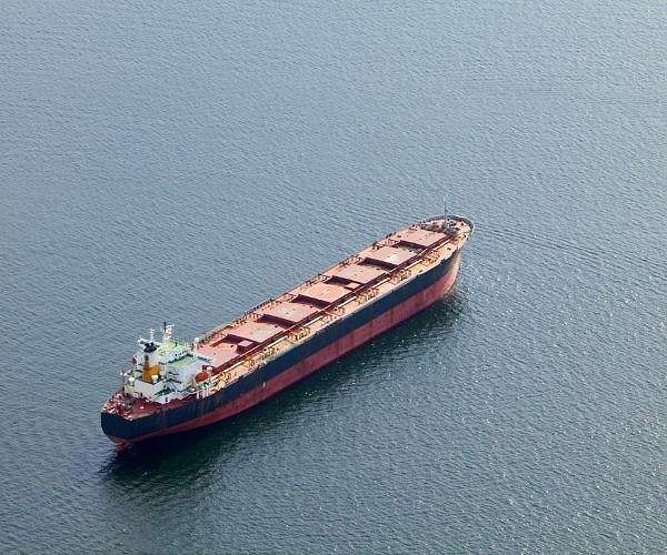 Oil extends losses as Trump flags Venezuela shipments, stocks mixed