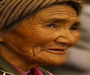 Chinese population ageing, moving to the cities