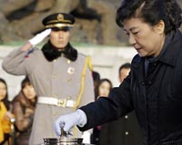 S. Korea slams North rocket launch, vows to destroy any threat