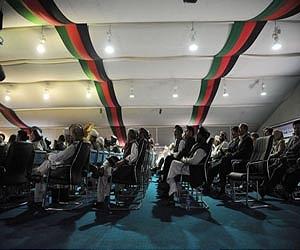 Afghan jirga members urge Karzai to sign US security pact
