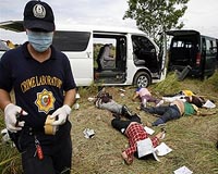 Philippines, Muslim rebels seal historic peace deal