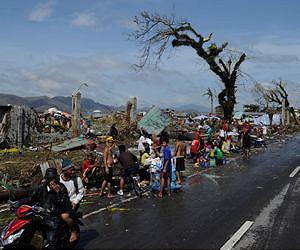 Philippines typhoon death toll tops 6,000