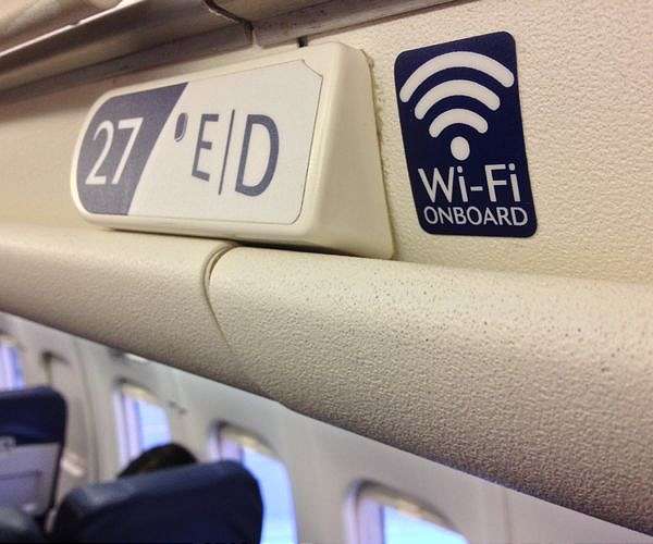 Wi-Fi on planes boosted by satellite constellation