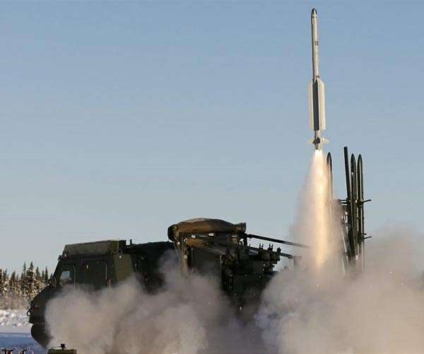 U.S., Sweden sign agreement to strengthen military ties