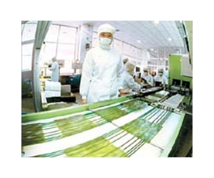 China manufacturing slows in May