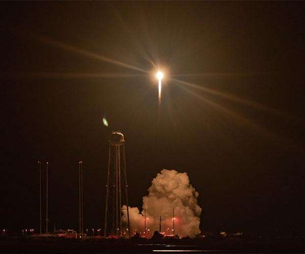 Rocket Lab claims 'mission success' after deploying 2 commercial satellites into orbit