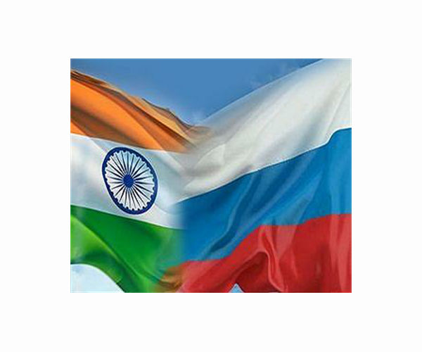 Putin to land in India with eye on military, energy ties