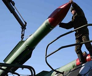 Putin backs 'unprecedented' boost for Russian army