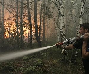 Russia forest fires spread in record heatwave