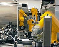 Active machine learning for the discovery and crystallization of gigantic polyoxometalate molecules