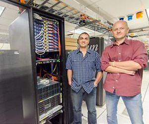First time: NJIT researchers examine dynamics of liquid metal particles at nanoscale