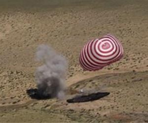 Shenzhou 10 Returns Safely To Earth