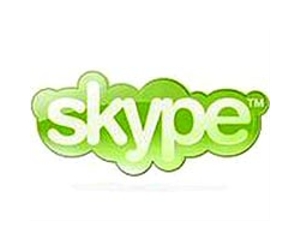 Skype scrambles after service crash