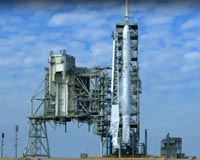 SpaceX aborts launch after 'odd' rocket engine behavior