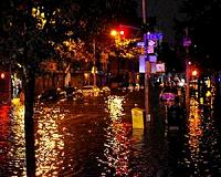 Facing hurricane floodwaters, US town takes lessons from the past