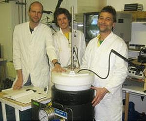Shallow-Water Shrimp Tolerates Deep-Sea Conditions