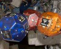Space droids battle to save Earth from comet