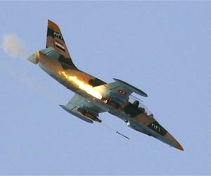 Syria: Obama mulls no-fly zone, Russia sends missiles