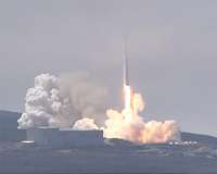 Two sportscar-sized satellites in orbit to measure Earth's water