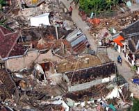 Quake kills 15 in Indonesia