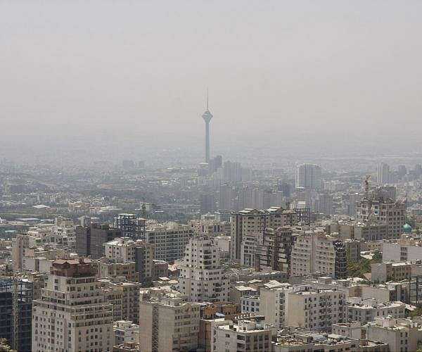 'Stay home': Pollution chokes Iran's capital