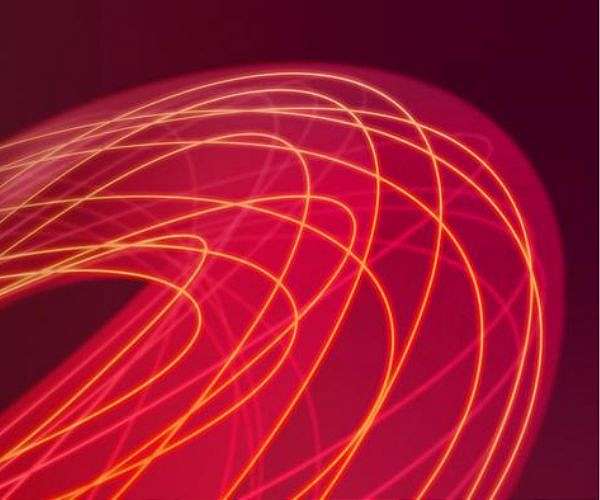 Simulations reveal how plasma flow steers fusion reactor exhaust