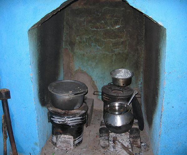 Almost one-in-three people globally will still be mainly using polluting cooking fuels in 2030, research shows