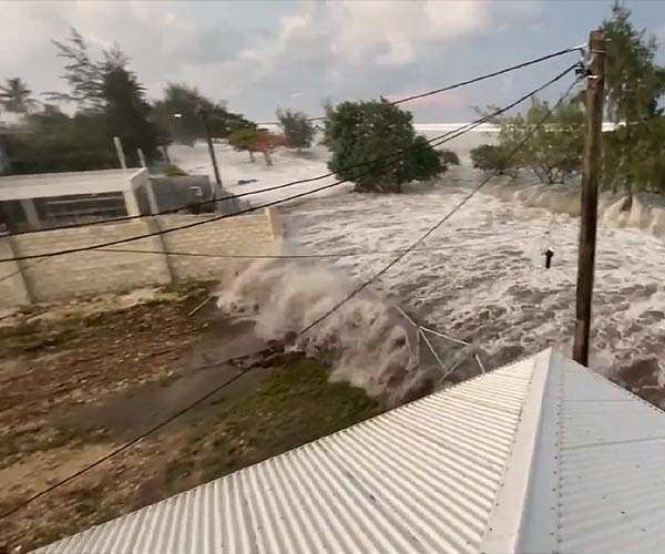 First death in Tonga volcano blast as nation remains cut off