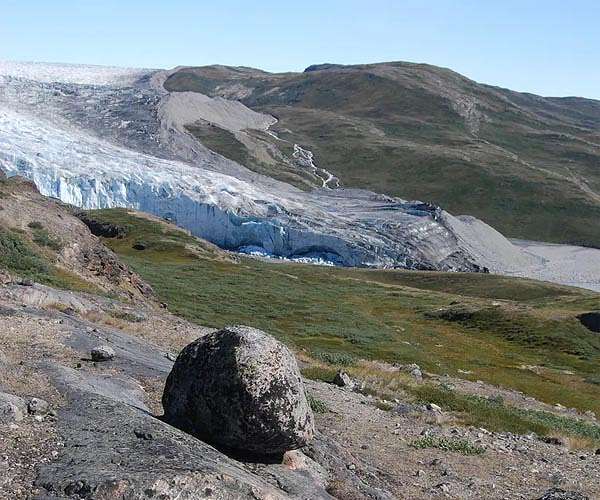 Greenland revokes Chinese firm's iron mining permit