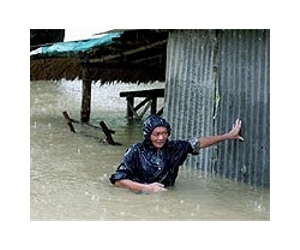 274 dead, hundreds missing in Philippines typhoon