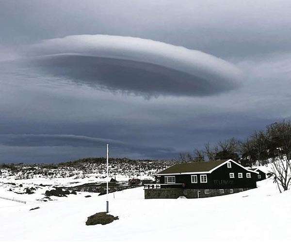 NASA gets serious about UFOs