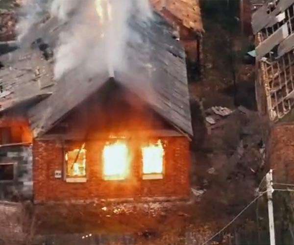 Residents leave Ukraine's Chasiv Yar to escape Bakhmut fighting